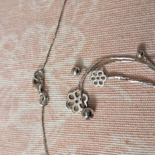 Silver necklace with flowers like new, 925 silver, 40 cm