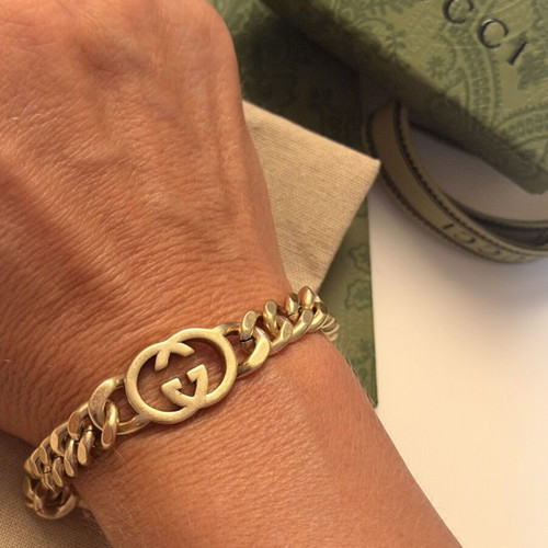 Gucci Vintage Interlocking GG Chain Bracelet Gold Tone Adjustable
