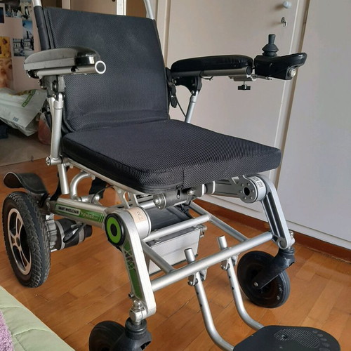 Electric wheelchair Airwheel H3TS like new, foldable with joystick