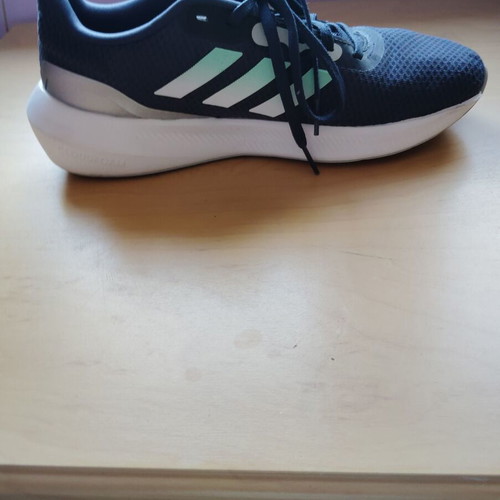 Adidas sports sneakers new, size 41 1/3