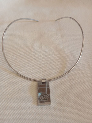 Cancer zodiac necklace Folli Follie like new, silver steel