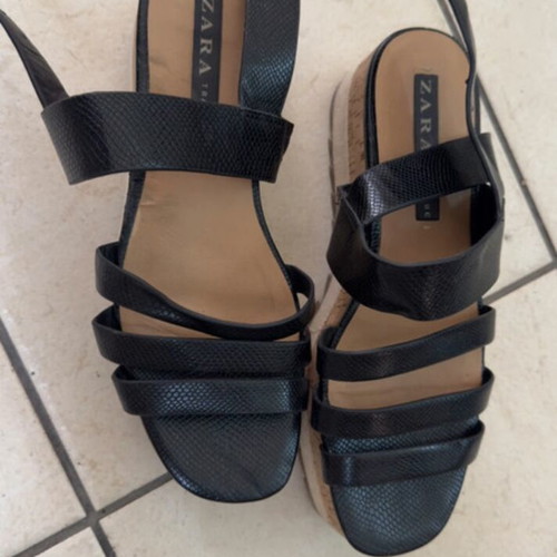 Zara TRF black wedge sandals like new, cork effect platform