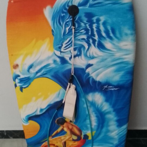 Bodyboard board like new with leash and wave tiger design