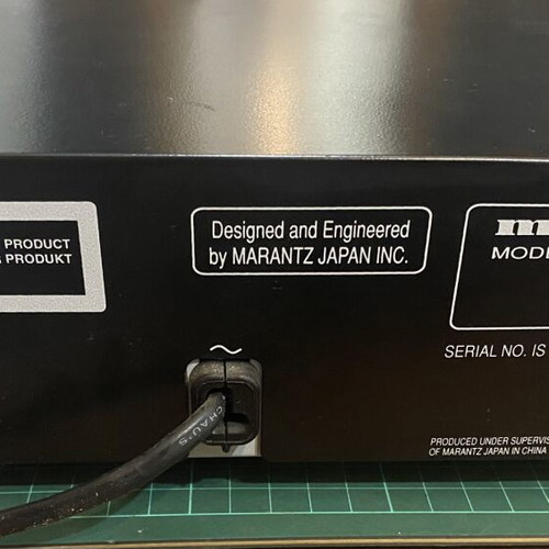 Marantz CD5000 CD player with CD Text and digital out