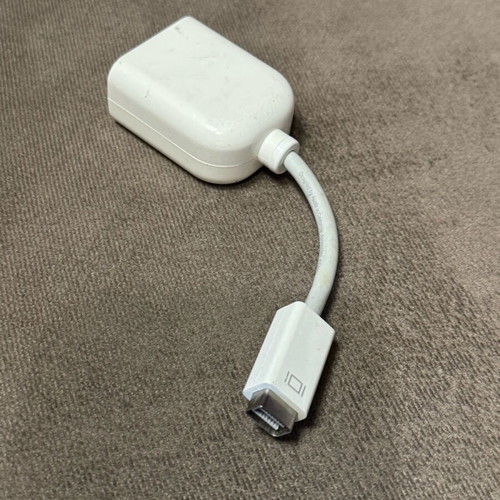 Apple MacBook Air Micro-DVI to Video Adapter MB202G/A used