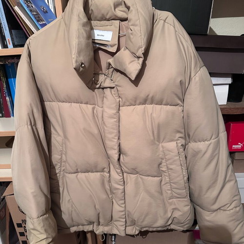 Bershka women's padded jacket medium beige like new