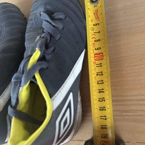 Umbro football shoes used, size 30, blue and yellow