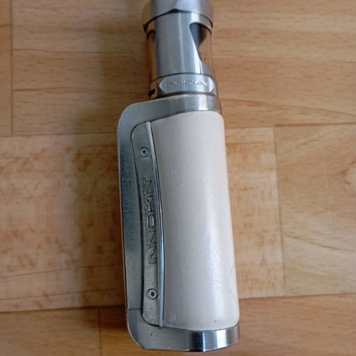 Electric cigarette used, like new, good working condition