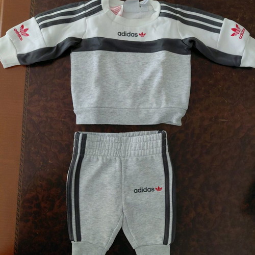 Adidas baby set like new