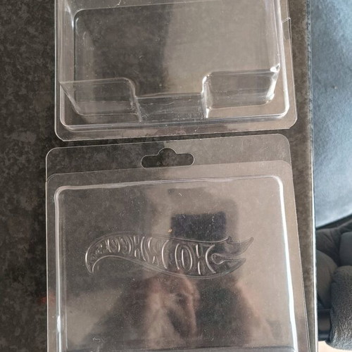 Hot Wheels storage box like new