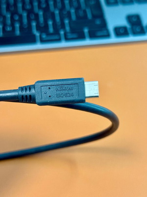 Nikon UC-E24 cable like new