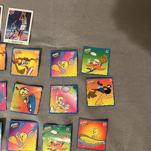 Πακέτο αυτοκόλλητα Kellogs Folie Looney Toons Kinder μεταχειρισμένα