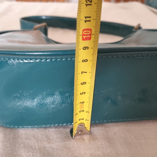 Green Handbag Pull and Bear like new