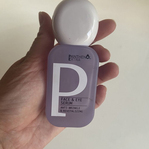 Συσκευασία Panthenol Extra μεταχειρισμένη, άδεια, λιλά χρώμα, γυαλί και πλαστικό