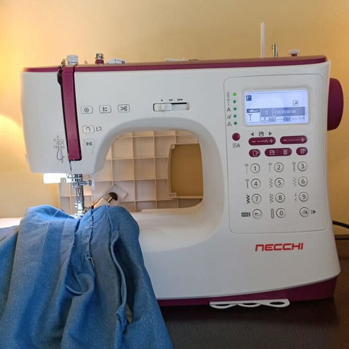 Necchi NC-204D electronic sewing machine like new