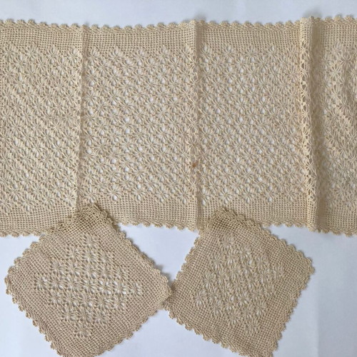 Vintage handmade crochet lace table linens set of 3, like new