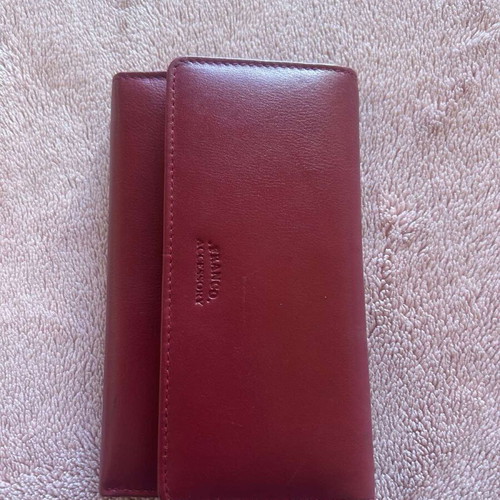 Leather wallet red like new