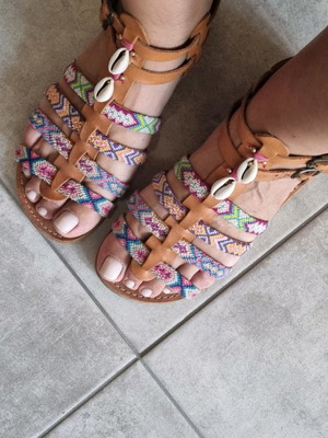 Boho leather sandals size 41 used with macrame and shells