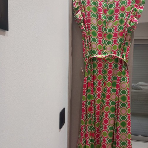 Derpouli dress with lachouria like new, size M, pink and green