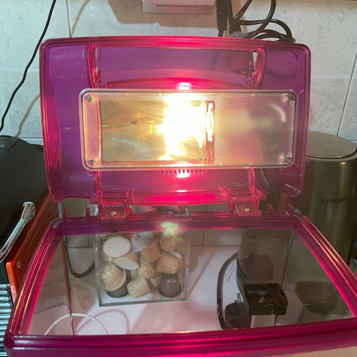 Hailea FC200 6.6L aquarium like new, acrylic with decorative stones