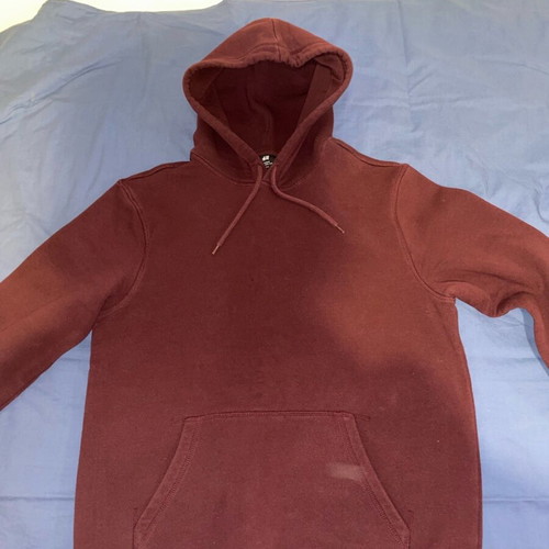 H&M sweatshirt like new, comfortable and simple