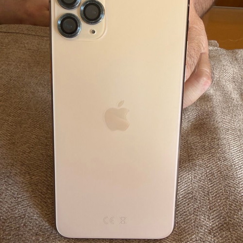 iPhone 11 Pro Max 256GB used, beige, like new
