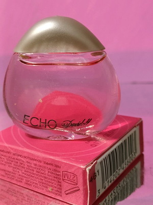 Davidoff Echo woman miniature perfume new 5 ml