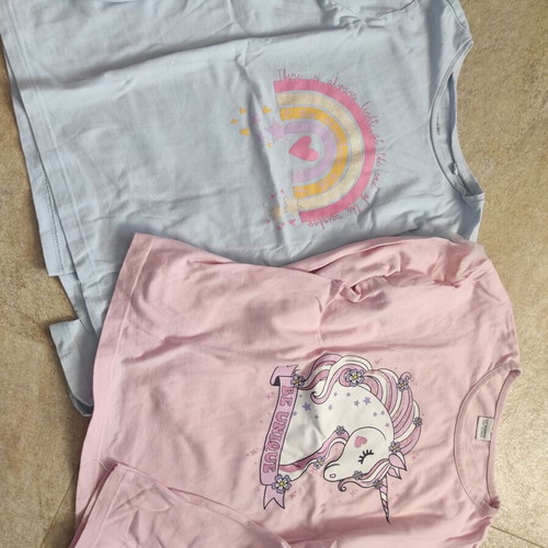 Long-sleeve blouses for 7-year-old girl, like new, pack of 2
