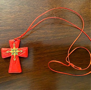 Πλαστικός κόκκινος σταυρος με κορδόνι