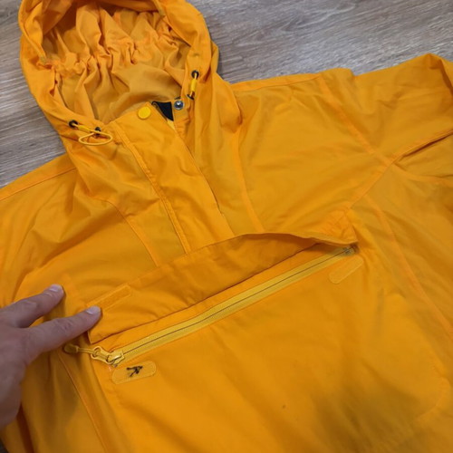 Bergans of Norway Cecilie Microlight Anorak 2025 jacket, like new, size M, yellow
