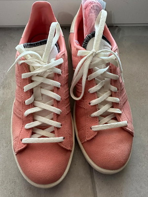 Adidas athletic shoes like new, salmon color, size 38 2/3
