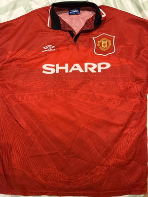 Manchester United Cantona shirt size XL used, authentic