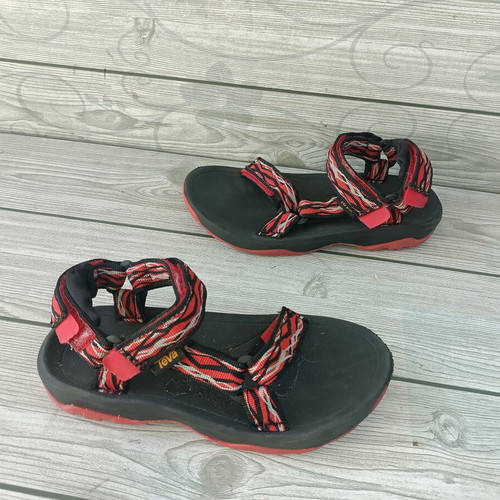 Teva sandals size 31, red multicolor