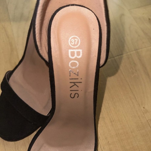 Bozikis black heels with ankle strap size 37 like new