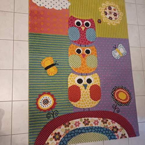 Children's rug Diamond brand, like new, washed