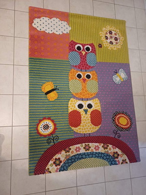 Children's rug Diamond brand, like new, washed