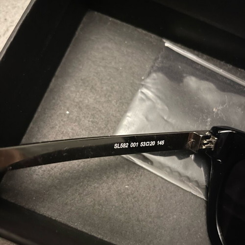 Saint Laurent sunglasses like new, black SL582 001