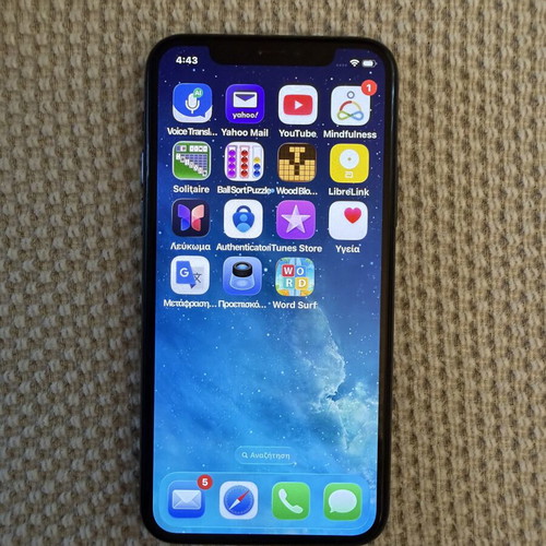iPhone 11 Pro 64GB green, like new