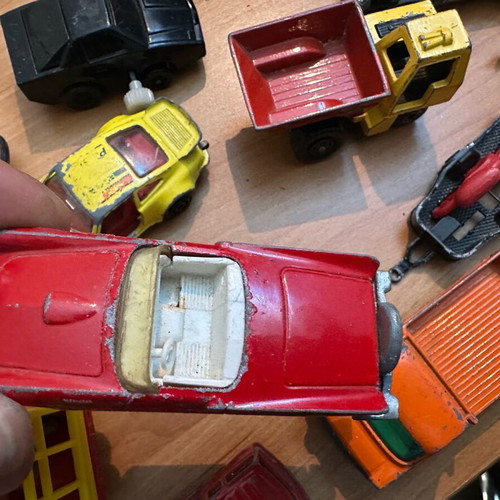 Collectible metal toy cars used, rare pack of 160 pieces