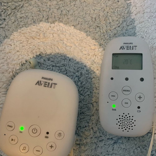 Avent Philips Baby Monitor like new with night light and lullabies