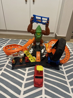 Hot Wheels track like new
