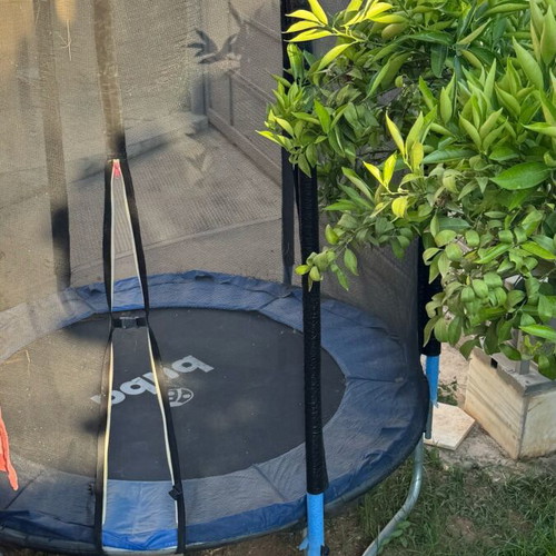 Outdoor trampoline 183cm used
