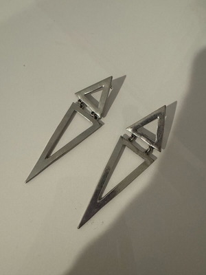 Geometric long earrings like new