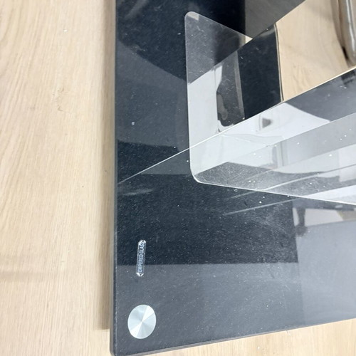 Glass dining table used 1.50x0.90 m