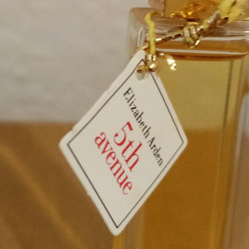 5th Avenue Elizabeth Arden parfum extract 3.7ml like new in box
