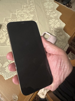 I Phone 12 Pro Max 128GB σαν καινούργιο, χρυσό με δύο θήκες