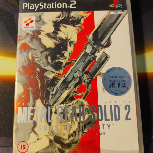 Metal Gear Solid 2 Sons of Liberty PlayStation 2 game like new with bonus DVD