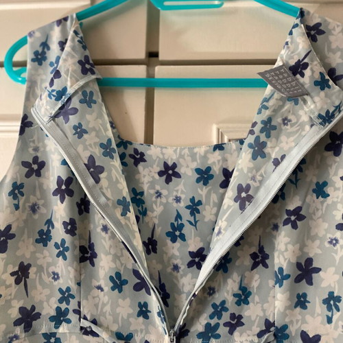 Women's floral maxi dress XL used, light blue colors, made in USA