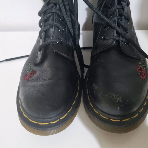 Dr Martens tall women's boots size 37 used, black