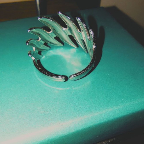 Wave stainless steel adjustable ring new